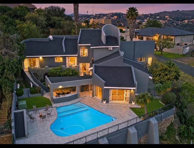 5 BEDROOM HOUSE FOR SALE IN GLENVISTA
